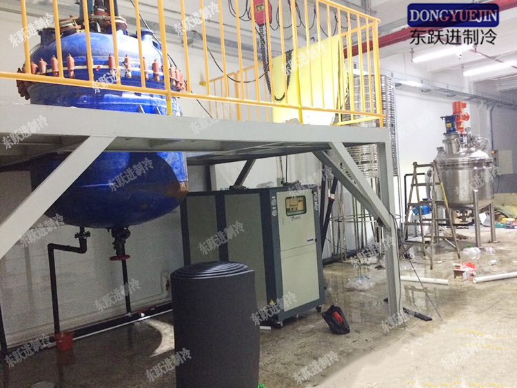 低溫冷水機多少錢 低溫冷水機多少錢